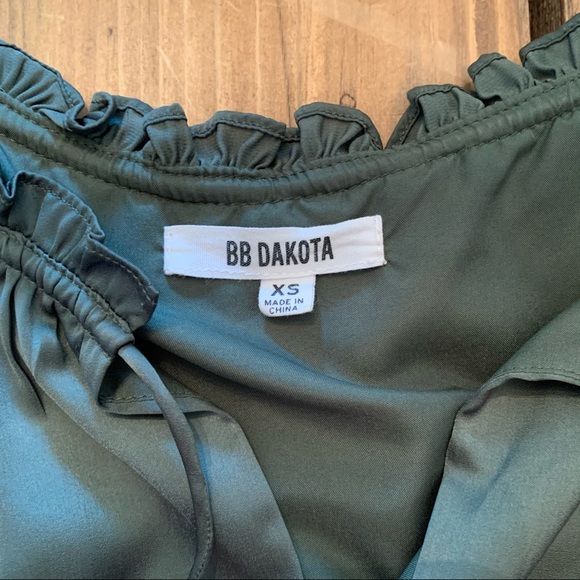 BB Dakota Olive Green Dress - Picture 3 of 4